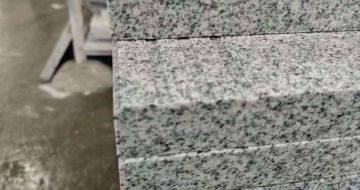 林芝芝麻白楼梯踏步