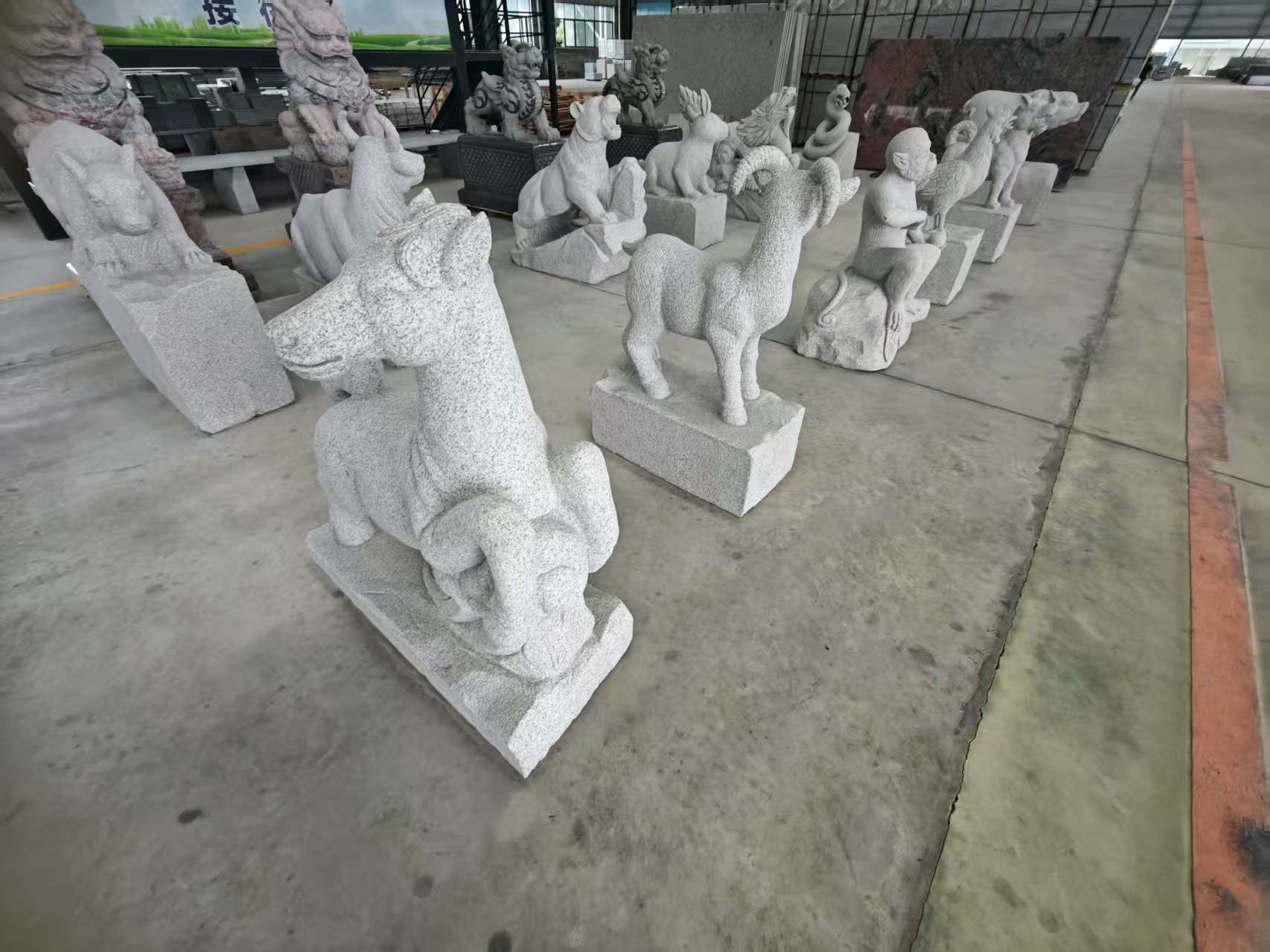 林芝芝麻白雕刻 十二生肖 异形雕刻